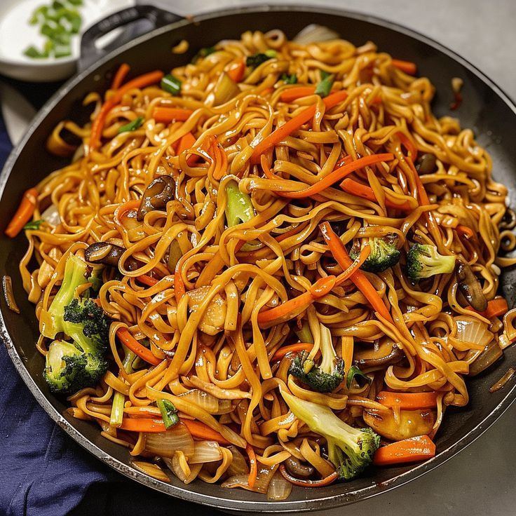 Yakisoba Vegetariano G (3-4 Pessoas)